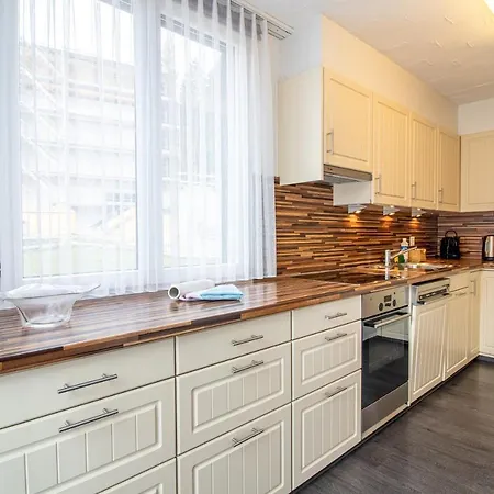 木屋 Schwarzsee By *